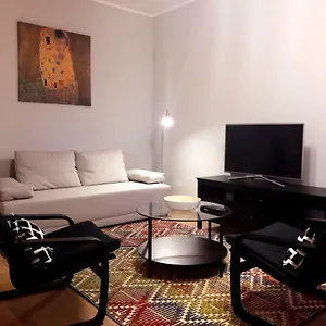 Modern & Quiet In Royal Wilanow With Netflix , Warszawa Polska